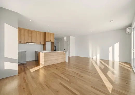 House for sale - 2064 Rue des Mélèzes, Saint-Bruno-de-Montarville, J3V 6M9