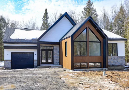 Maison à vendre - 537 Rue des Générations, Saint-Colomban, J5K 0R5