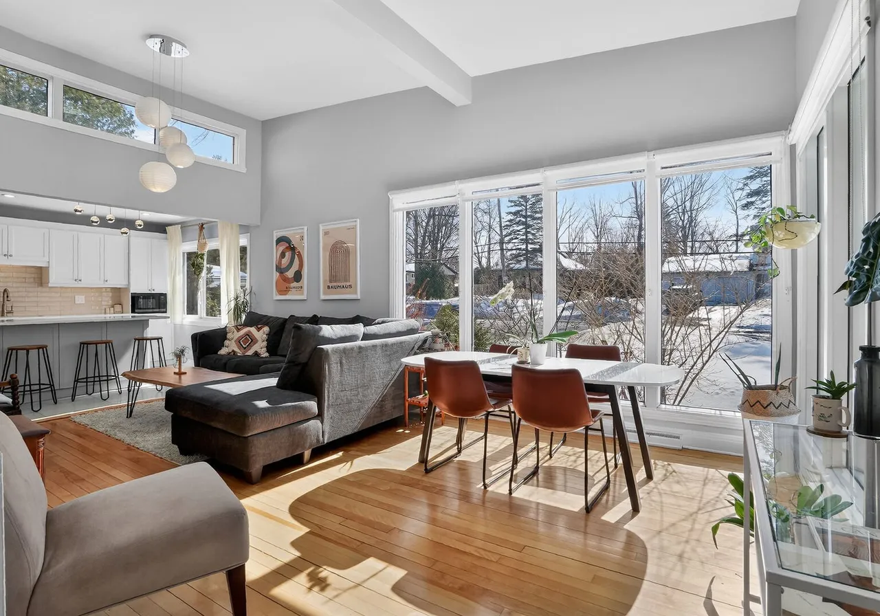 213 Rue Sherbrooke — photo 2