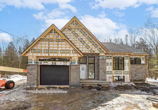 Maison à vendre - 251 Rue de l'Accueil, Saint-Colomban, J5K 0R5