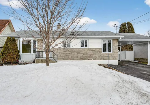 Maison à vendre - 140 Rue Bourassa, Pointe-Du-Lac, G9B 1C2