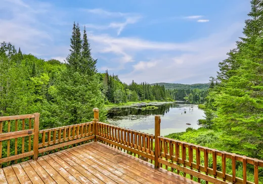 Maison à étages à vendre - 106 Ch. du Marais, Saint-Faustin, J0T1B0