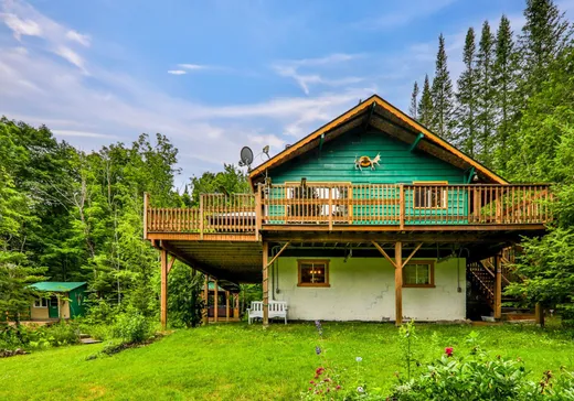 Maison à vendre - 106 Ch. du Marais, Saint-Faustin, J0T 1B0