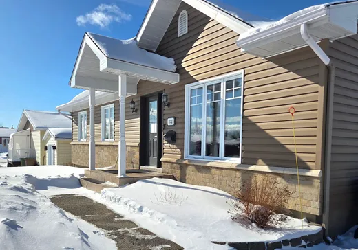 House for sale - 372 Rue Bellevue, Matane, G4W 4K9