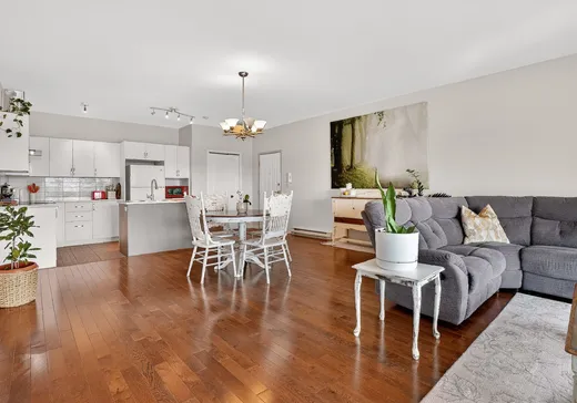 Condo à vendre - 308 Rue Simonds S., Granby, J2J 1L4