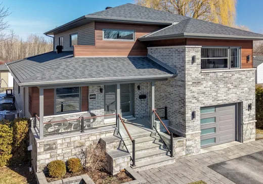 Maison à étages à vendre - 1862 Rue Gertrude, Carignan, J3L4G7