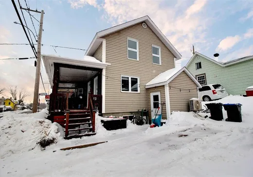 Maison à vendre - 1887 Rue Principale, Pohénégamook, G0L 1J0