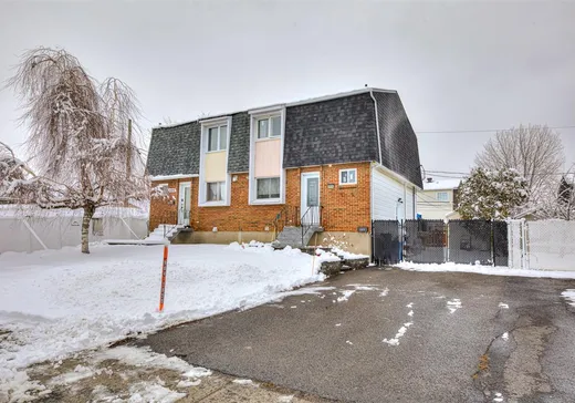 Two or more stories for sale - 1115 Rue Messier, St-Hubert, J3Y5A1