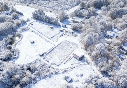 Fermette à vendre - 610 Rue Carey, Sainte-Sophie, J5J 1P9