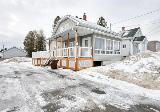 Maison à vendre - 104 8e Rue N., Thetford Mines, G6G 5G4