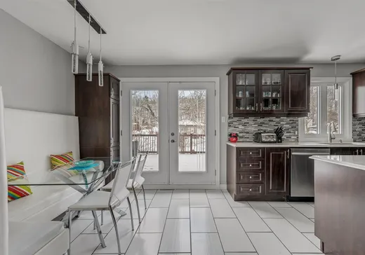 Maison à vendre - 9319 Boul. Ste-Anne, Sainte-Anne-de-Beaupré, G0A 3C0