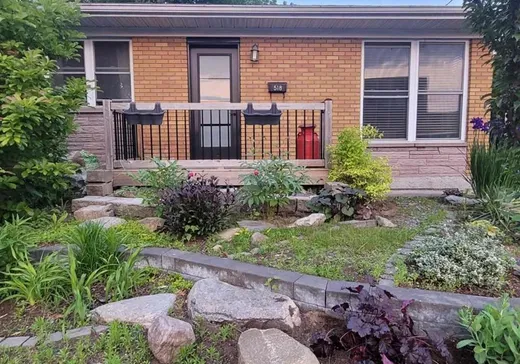 Maison à vendre - 518-518A Rue St-Alfred, Drummondville, J2C 4A7