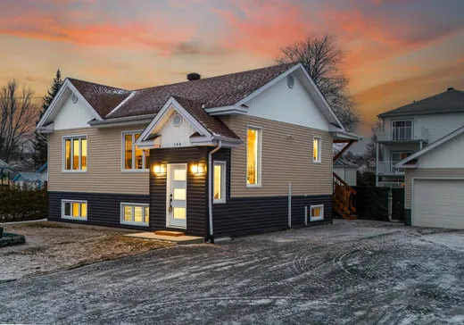 Bungalow à vendre - 160 Rue de l'Ancêtre, Sherbrooke, J1N3L4