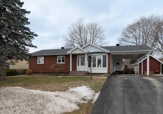 Maison à vendre - 3 Rue Maheu, Victoriaville, G6P 6B7