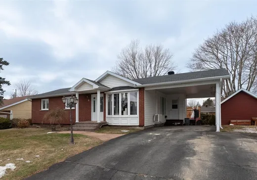 Maison à vendre - 3 Rue Maheu, Victoriaville, G6P 6B7