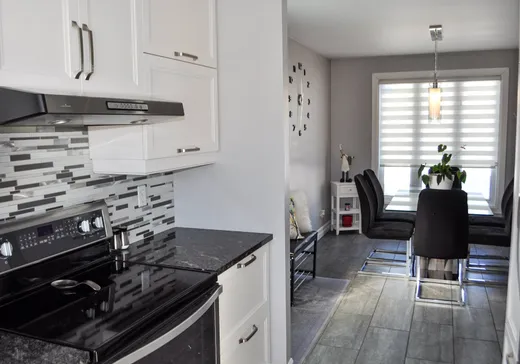 Maison à vendre - 30 Rue Jourdain, Port-Cartier, G5B 2K6