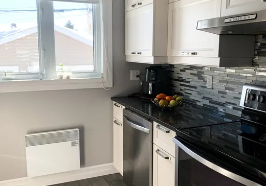 Maison à vendre - 30 Rue Jourdain, Port-Cartier, G5B 2K6