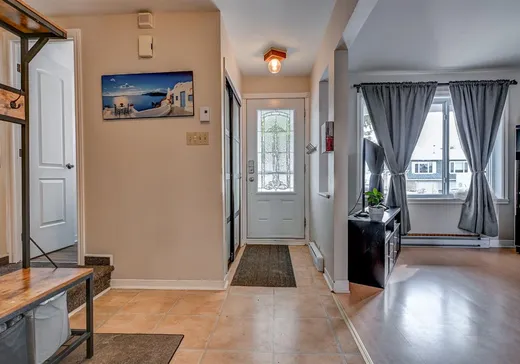 Maison à vendre - 6606 Rue des Cygnes, Laval (Sainte-Rose), H7L 4M3