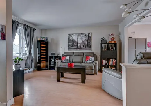 Maison à vendre - 6606 Rue des Cygnes, Laval (Sainte-Rose), H7L 4M3