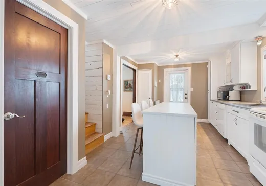 Maison à vendre - 8 Rue Labrecque, Windsor, J1S 1L1