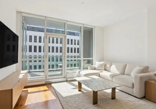 Condo for sale - 1225 Boul. Robert-Bourassa, App. 404, Montreal (Ville-Marie), H3B 9A9
