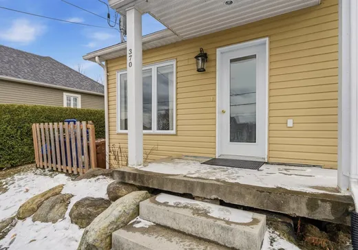 Maison à vendre - 370 Rue Arsène, Waterville, J0B 3H0