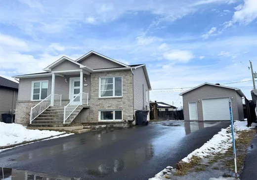 Bungalow for sale - 4555 Rue Laurentien, Drummondville, J2E0H7