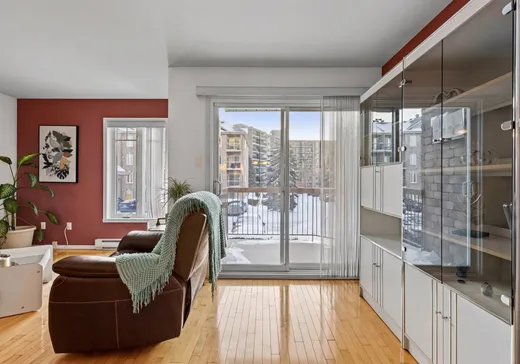 Condo à vendre - 3217 Boul. du Souvenir, Laval (Chomedey), H7V 1X1