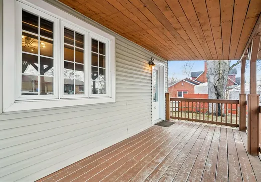 Maison à vendre - 27 Rue York, Godmanchester, J0S 1H0