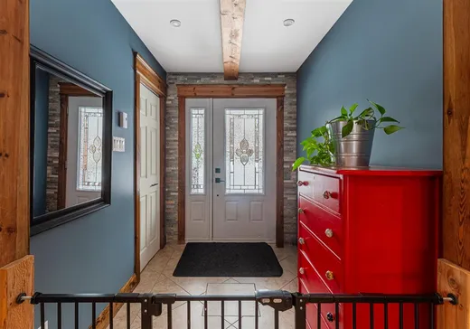 Maison à vendre - 32 Ch. des Indiens, Brownsburg-Chatham, J8G 2M4