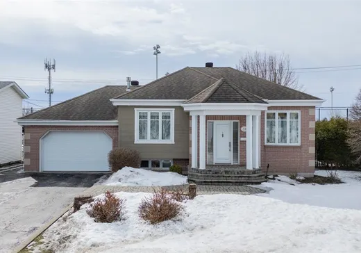 Bungalow for sale - 54 Rue de l'Oeillet, Saint-Constant, J5A2J2