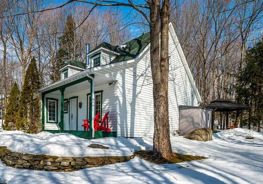 Maison à vendre - 87 Ch. Scraire, Saint-Sauveur, J0R 1A0