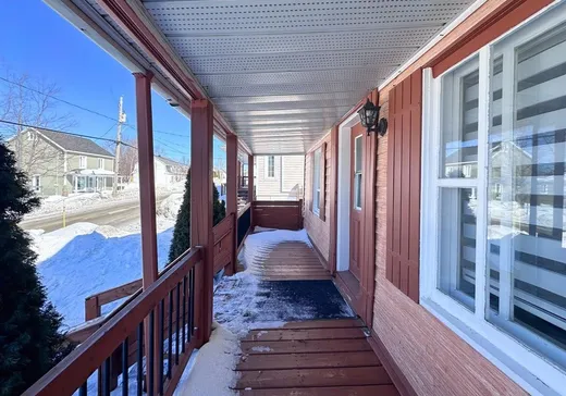 Maison à vendre - 344 4e Avenue, St-Paul-De-Montminy, G0R 3Y0