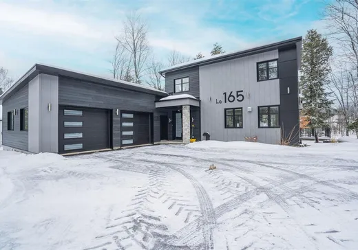 Two or more stories for sale - 165 Ch. du Tour-de-l'Île, Daveluyville, G0Z1C0