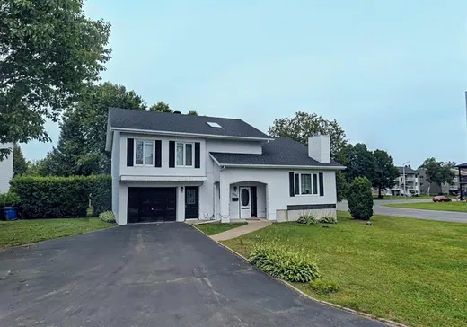 Two or more stories for sale - 1561 18e Avenue, Grand-Mere, G9T7G6