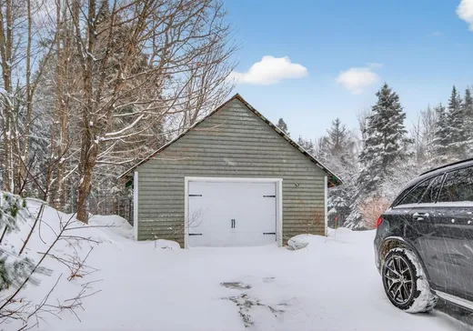 House for sale - 15 Ch. Charron, Val-des-Lacs, J0T 2P0