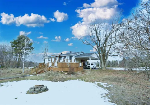 House for sale - 1000 Ch. des Bouleaux, Saint-Lucien, J0C 1N0