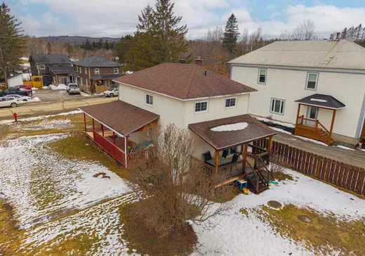 Maison à vendre - 228 Rue Main, Dudswell, J0B 1G0