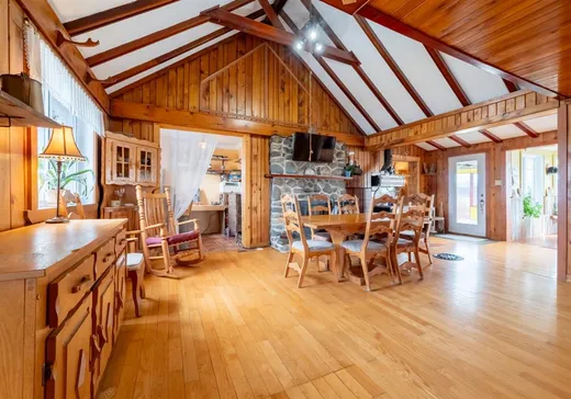 Maison à vendre - 698 6e Rang, Saint-Félix-de-Kingsey, J0B 2T0