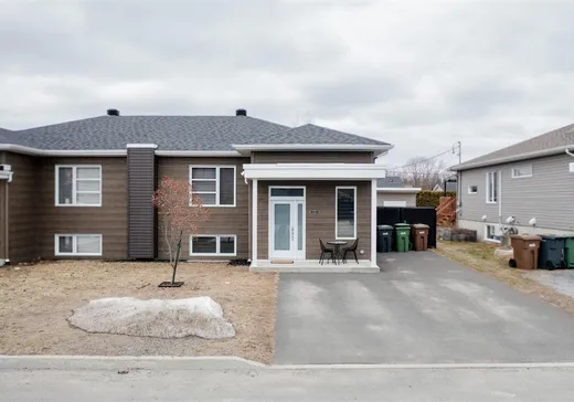 Bungalow for sale - 5115 Rue Descartes, Drummondville, J2A0L1