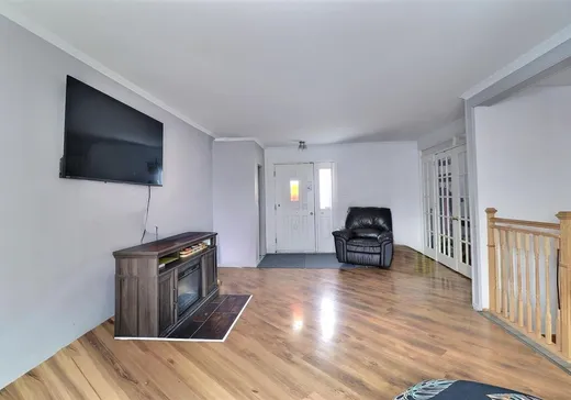 Maison à vendre - 751 Rue Laurier, Amos, J0Y 1Z0