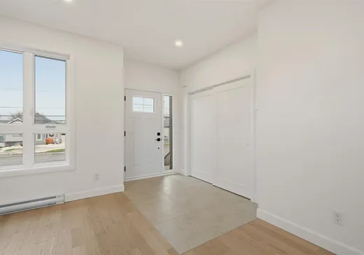 House for sale - 846 Rue St-Pierre, Massueville, J0G 1K0