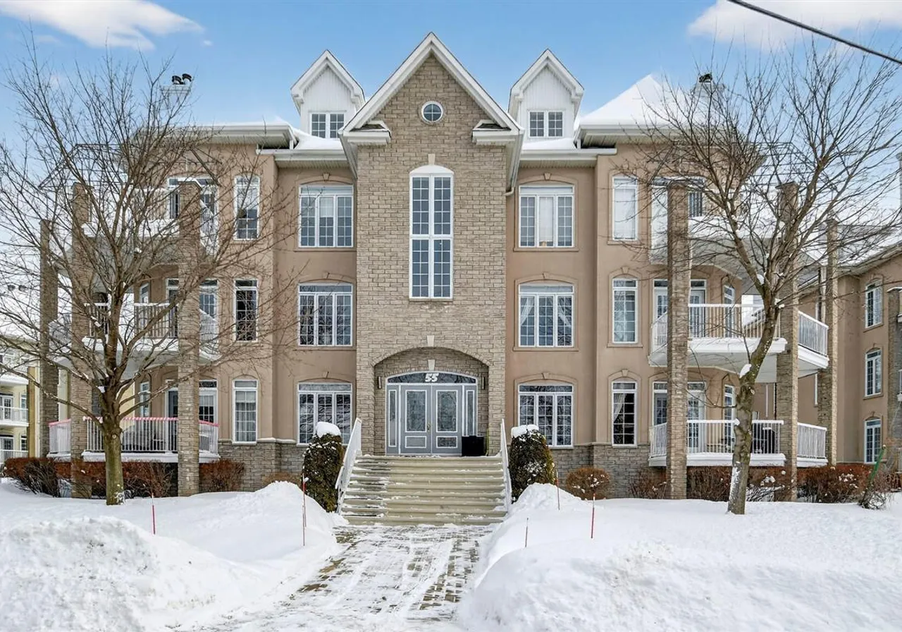 55 Ch. des Îles-Yale, App. 202 — photo 1