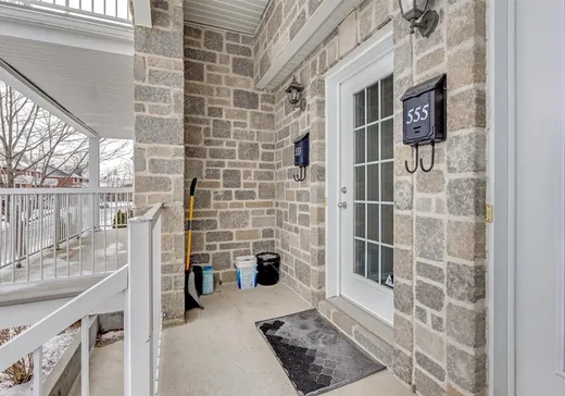 Condo à vendre - 553 Rue des Bosquets, Sainte-Marthe-sur-le-Lac, J0N 1P0