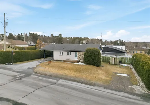 House for sale - 620 174e Rue, Saint-Georges, G5Z 1C8