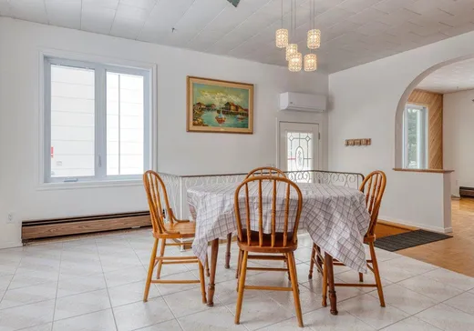 Maison à vendre - 230 1re Rue, Thetford Mines, G0N 1E0