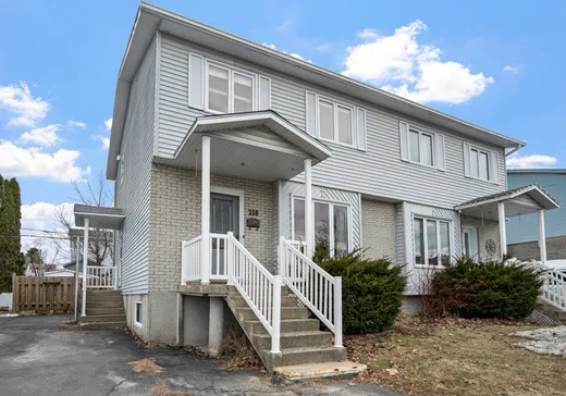 House for sale - 218 Rue Laurent, Granby, J2J 1X5