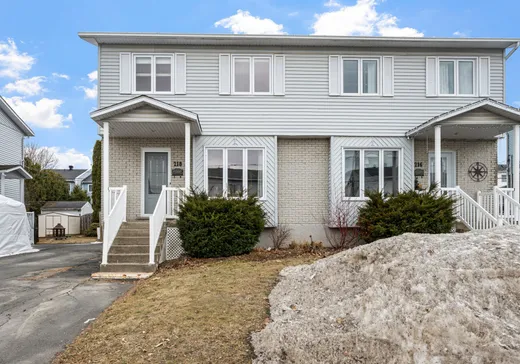 House for sale - 218 Rue Laurent, Granby, J2J 1X5