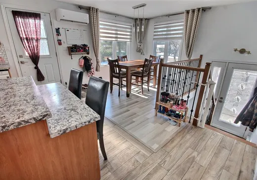 Maison à vendre - 812 Rue Principale, Val-Alain, G0S 3H9