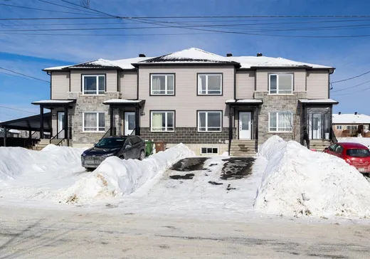 Maison à étages à vendre - 491 Rue du Vaisseau-d'Or, Fleurimont, J1H0K3